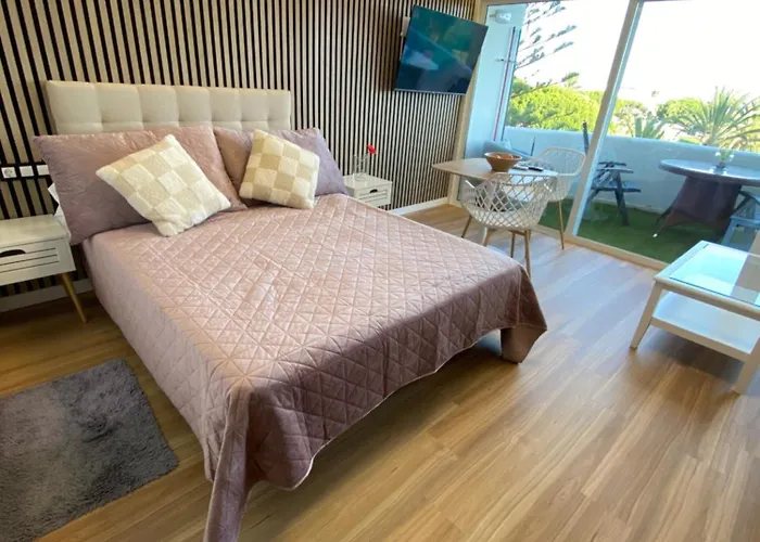 View And Pool Марбелья