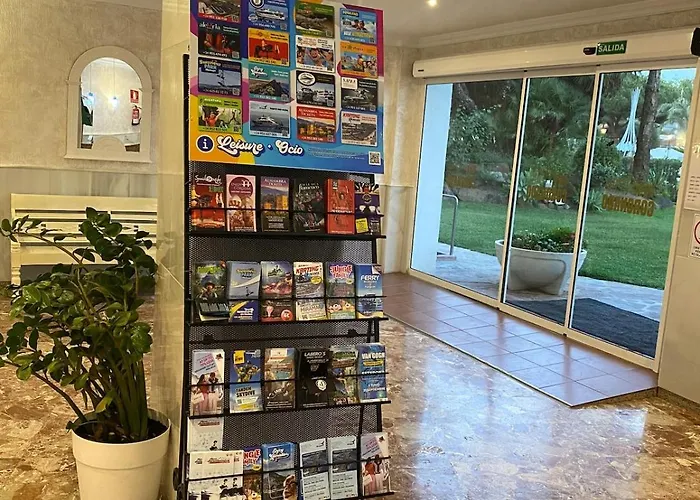 View And Pool Апартаменты