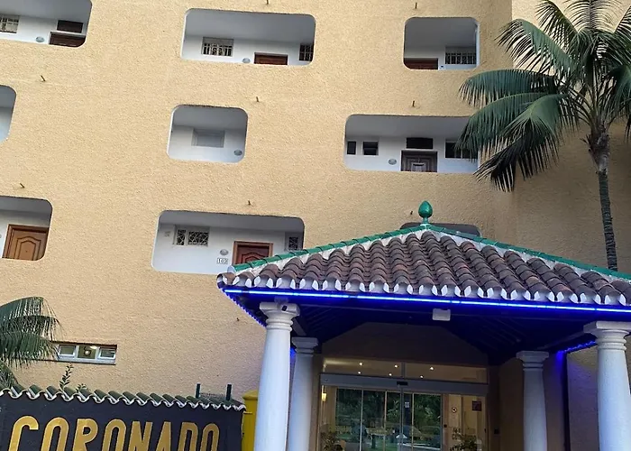 View And Pool Апартаменты *