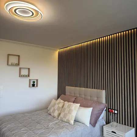 Apartment View And Pool *