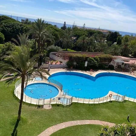 Apartment View And Pool *